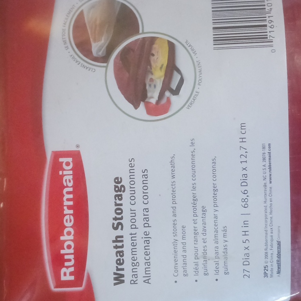 Rubbermaid wreath storage - Picture 2 of 2